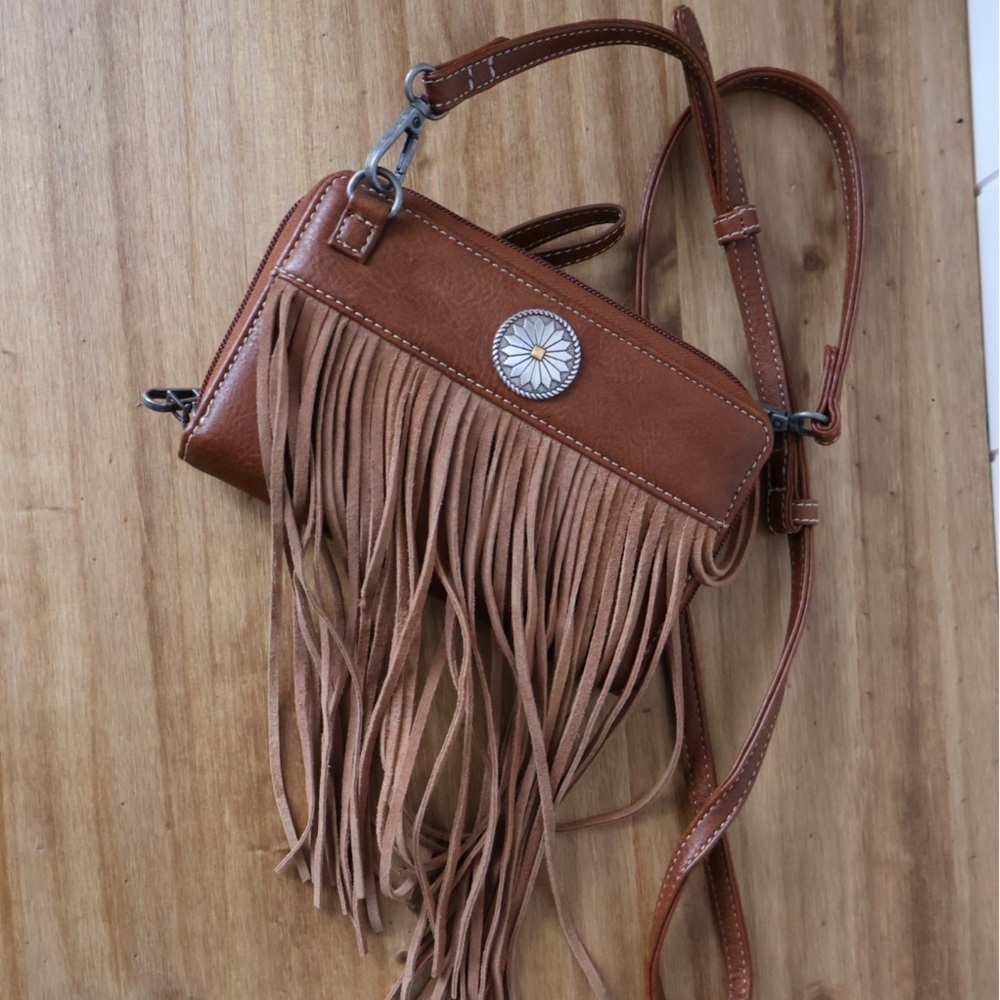 Idyllwind Brown Fringe Crossbody Bag Suede Festival Women’s